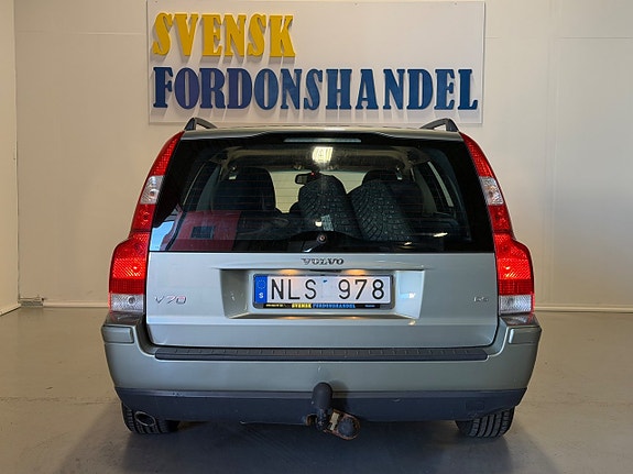 Volvo V70 8 of 17