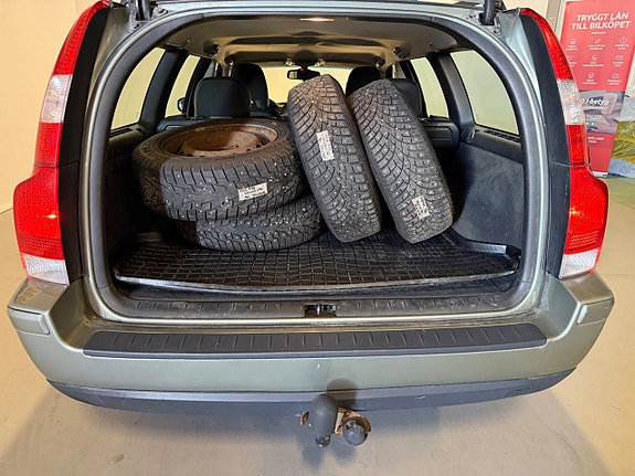Volvo V70 13 of 17