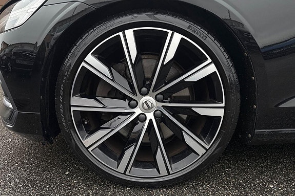 Volvo S60 10 of 30