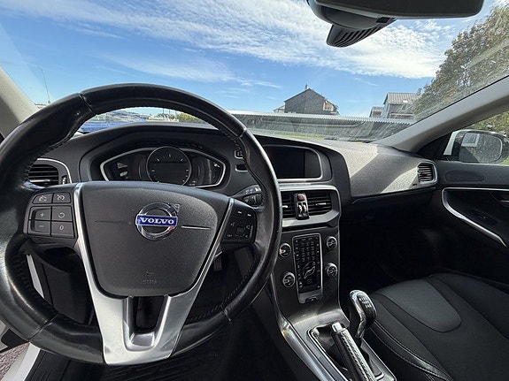 Volvo V40 21 of 22
