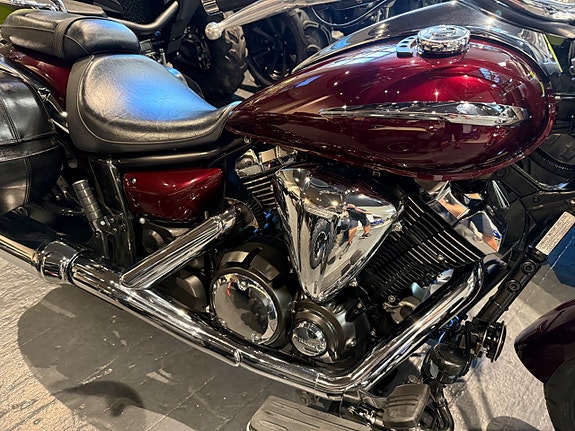 Yamaha XVS950 Midnightstar Stratoliner 3 of 7