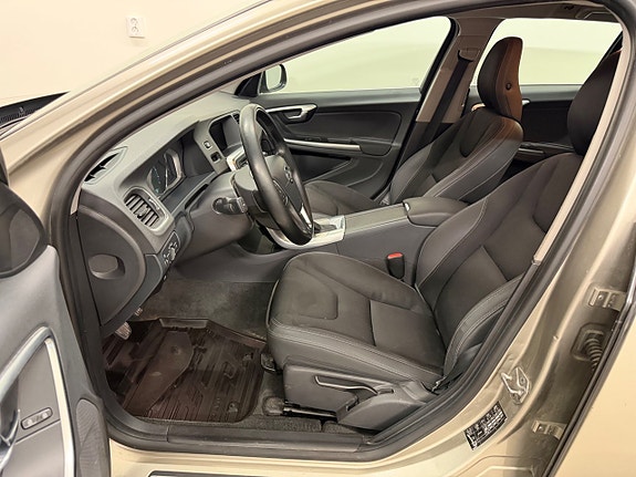 Volvo V60 7 of 11