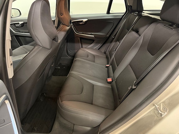 Volvo V60 9 of 11