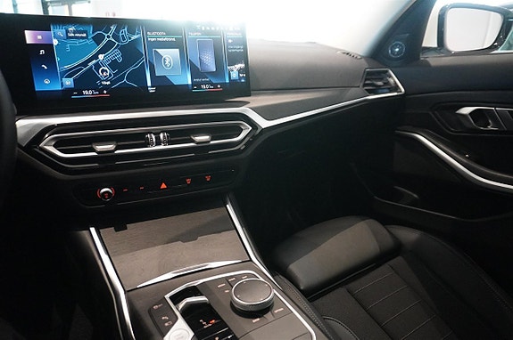 BMW 330e 8 of 15
