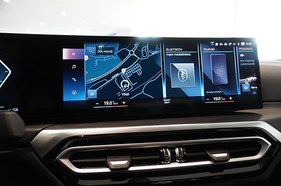BMW 330e 9 of 15