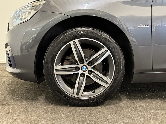 BMW 218i 22 of 23