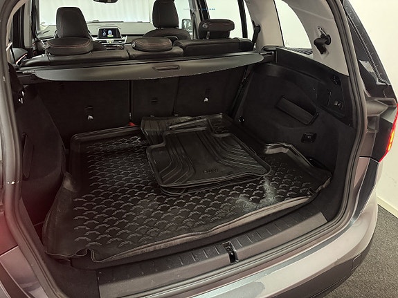 BMW 218i 12 of 23