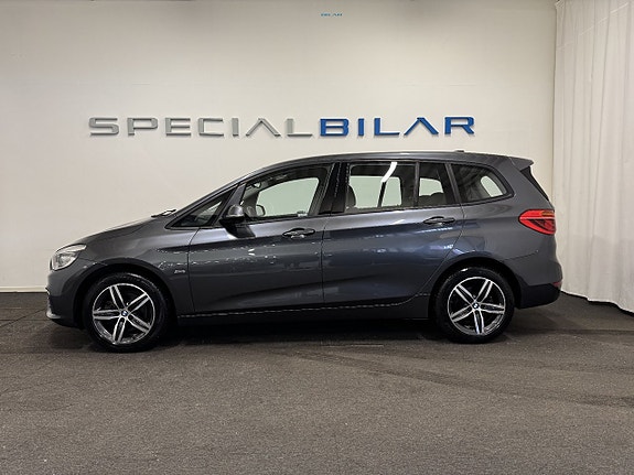 BMW 218i 2 of 23