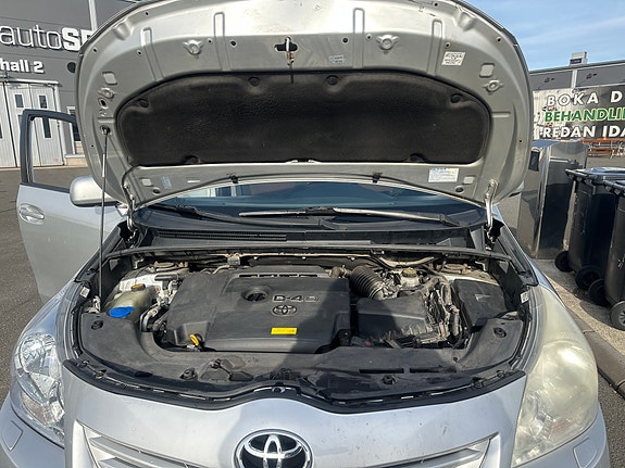 Toyota Verso 2 of 11
