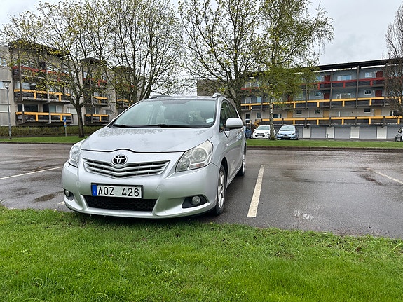 Toyota Verso 9 of 11