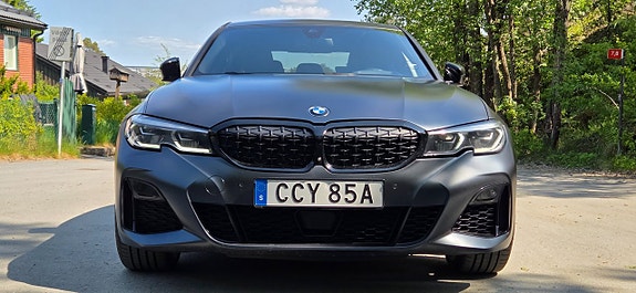 BMW M340i 3 of 29
