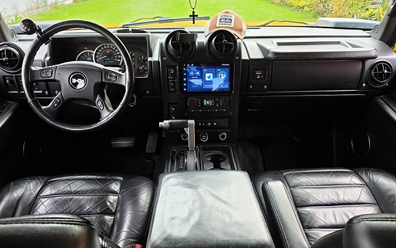 Hummer H2 20 of 26