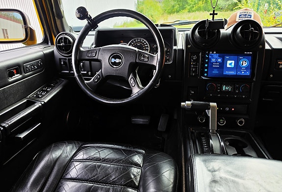 Hummer H2 19 of 26