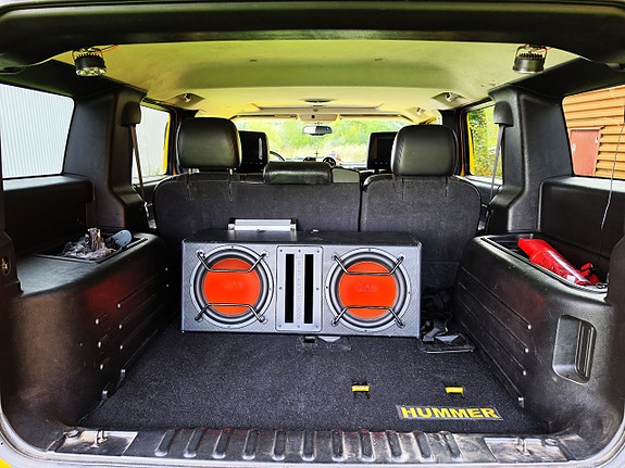 Hummer H2 26 of 26