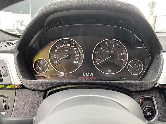BMW 330e 10 of 12