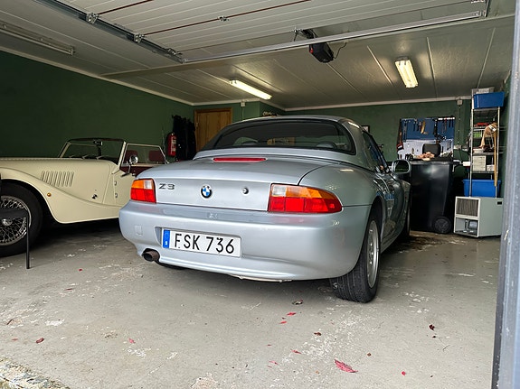 BMW Z3 2 of 9