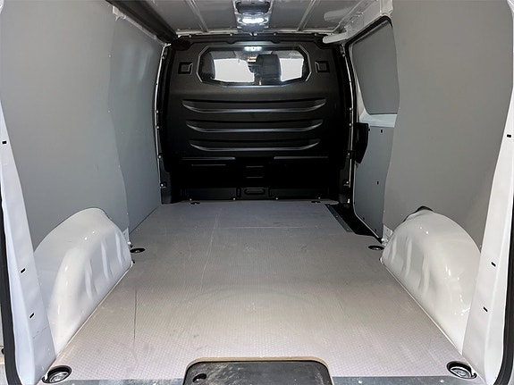 Opel Vivaro-e 6 of 14