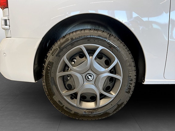 Opel Vivaro-e 14 of 14