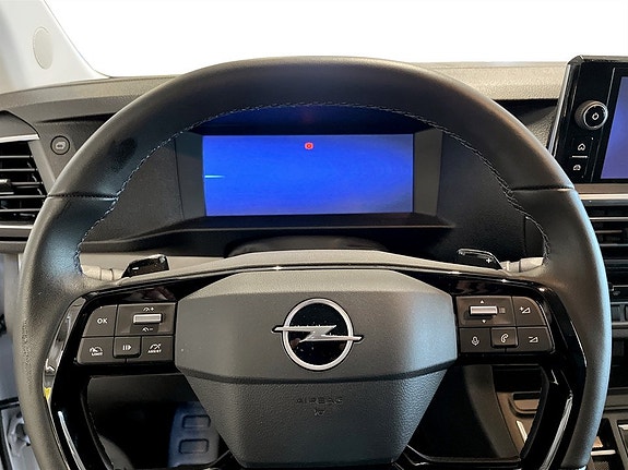 Opel Vivaro-e 9 of 14