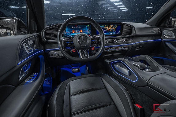 Mercedes-Benz GLE53 10 of 21