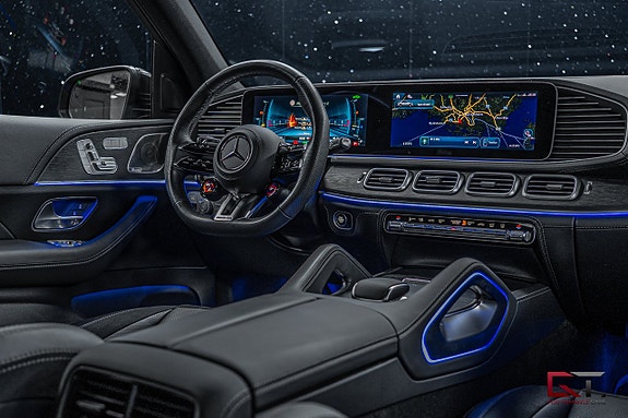 Mercedes-Benz GLE53 18 of 21