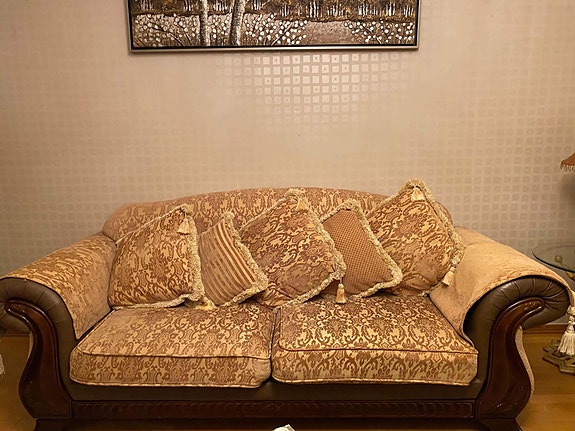 Product image 1 of 3