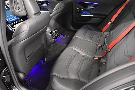 Mercedes-Benz C43 13 of 25