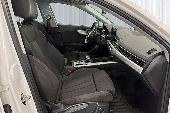 Audi A4 15 of 19