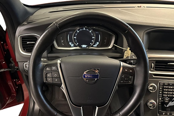 Volvo S60 10 of 19