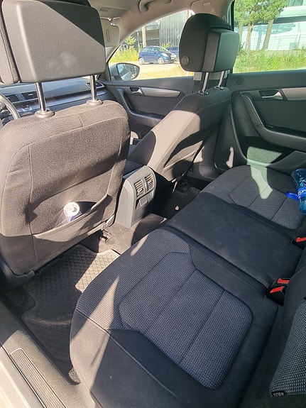 Volkswagen Passat 6 of 6