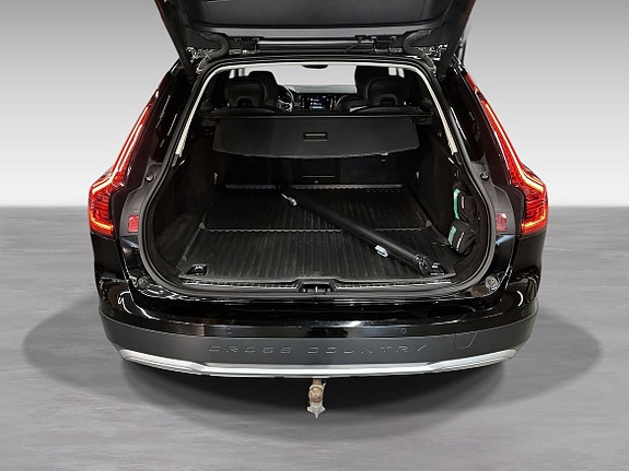 Volvo V90 Cross Country 7 of 8