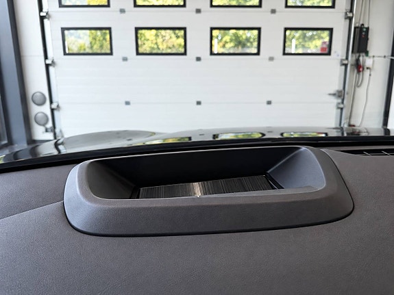 BYD Seal 12 of 17