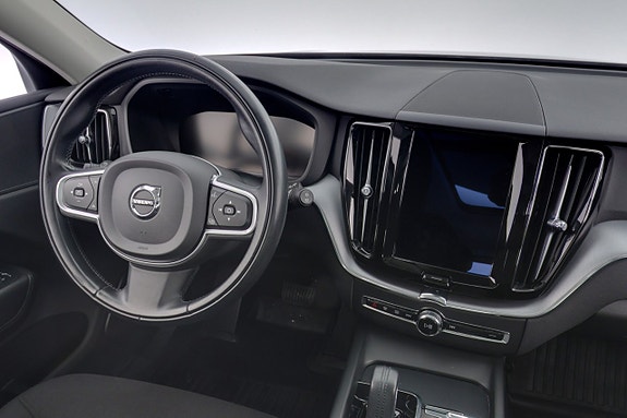 Volvo XC60 15 of 27