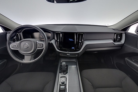 Volvo XC60 13 of 27