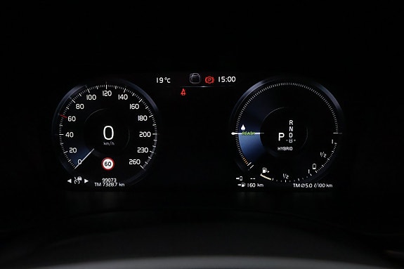 Volvo XC60 16 of 27