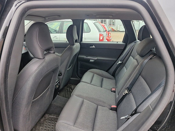 Volvo V50 7 of 7