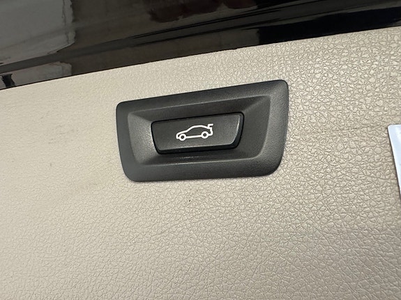 BMW 320d 5 of 16