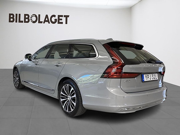 Volvo V90 3 of 20