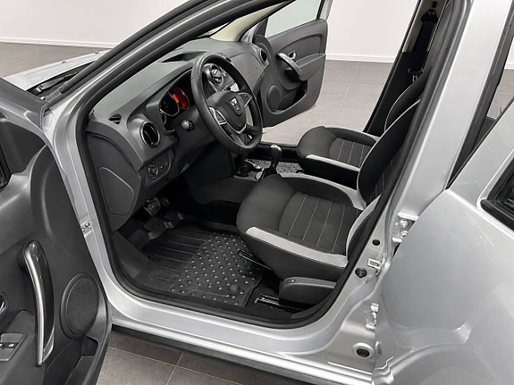 Dacia Sandero Stepway 8 of 12