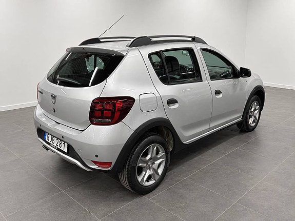Dacia Sandero Stepway 3 of 12
