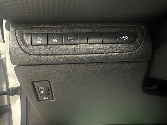 Peugeot 208 13 of 22