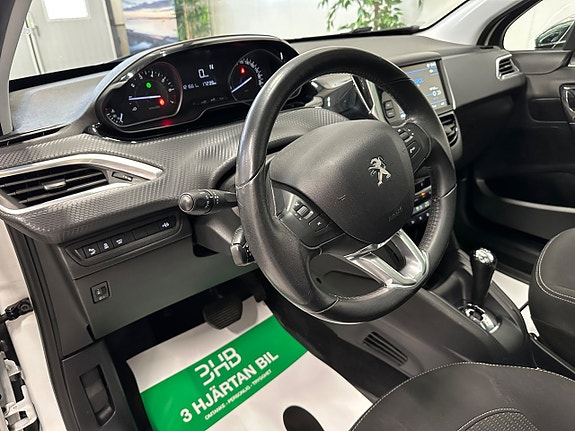 Peugeot 208 11 of 22