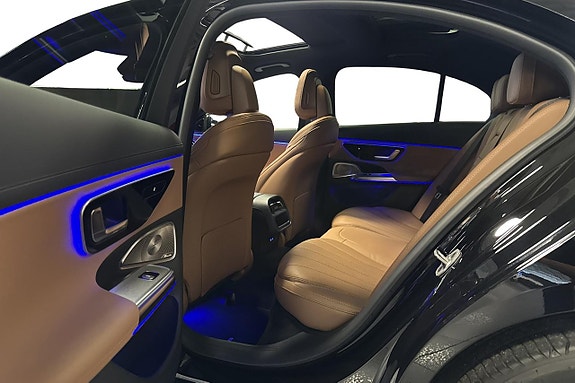 Mercedes-Benz E400 e 15 of 23