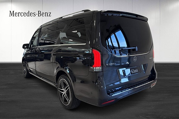 Mercedes-Benz V300 d 3 of 17