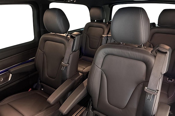 Mercedes-Benz V300 d 10 of 17