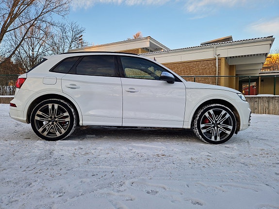 Audi SQ5 6 of 27