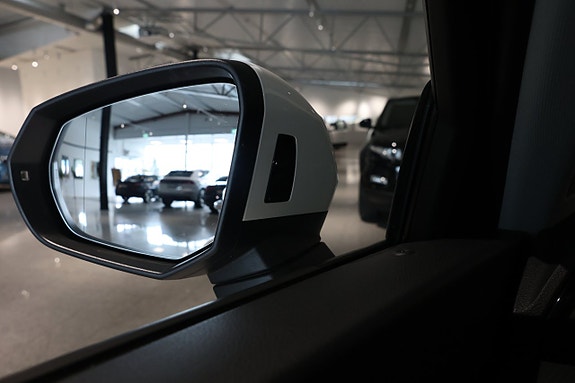 Audi Q3 20 of 24