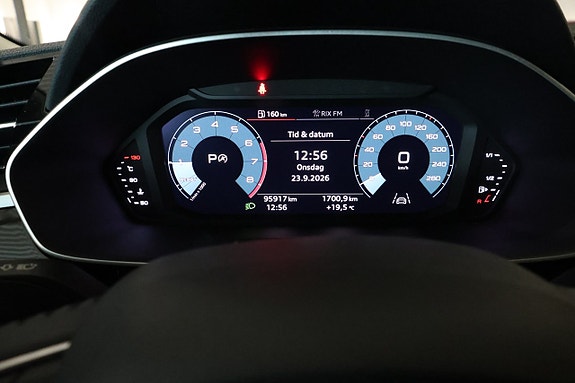 Audi Q3 15 of 24