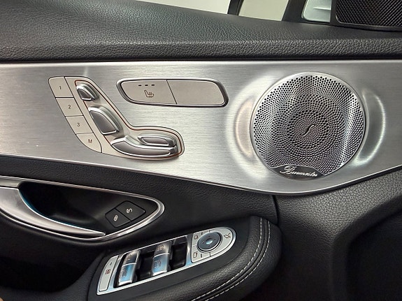 Mercedes-Benz C300 19 of 19