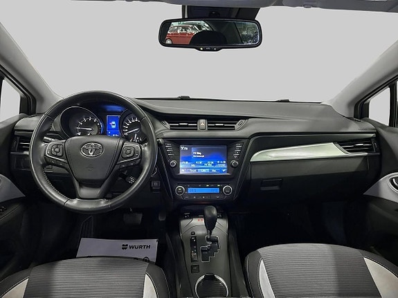 Toyota Avensis 12 of 21